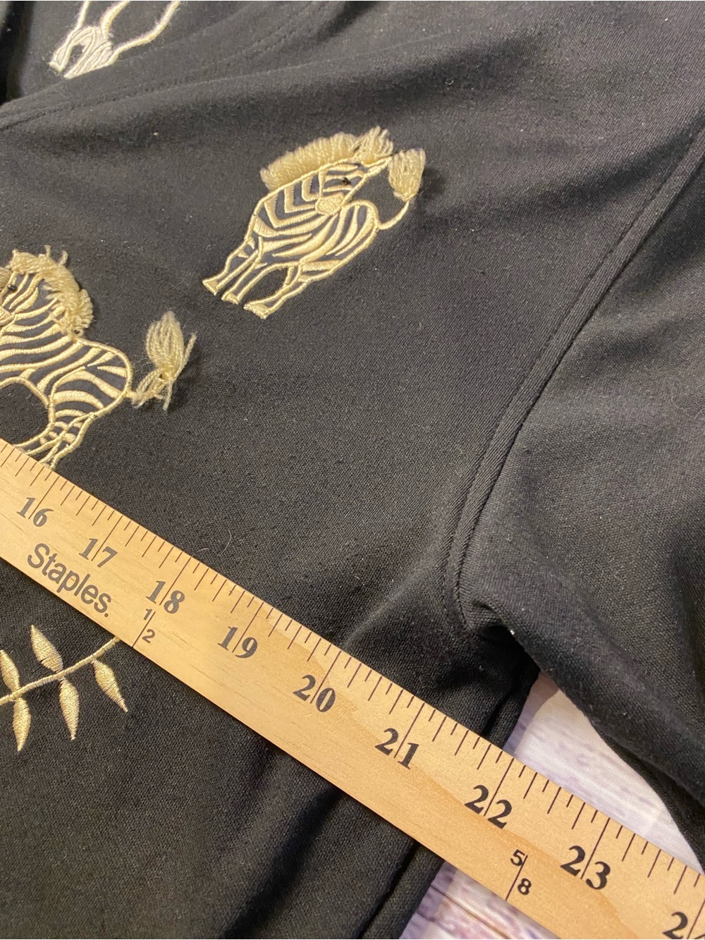 Lisa International Black Top and Cardigan Set with Gold Zebra Embroidery Sz-XL - Picture 7 of 8